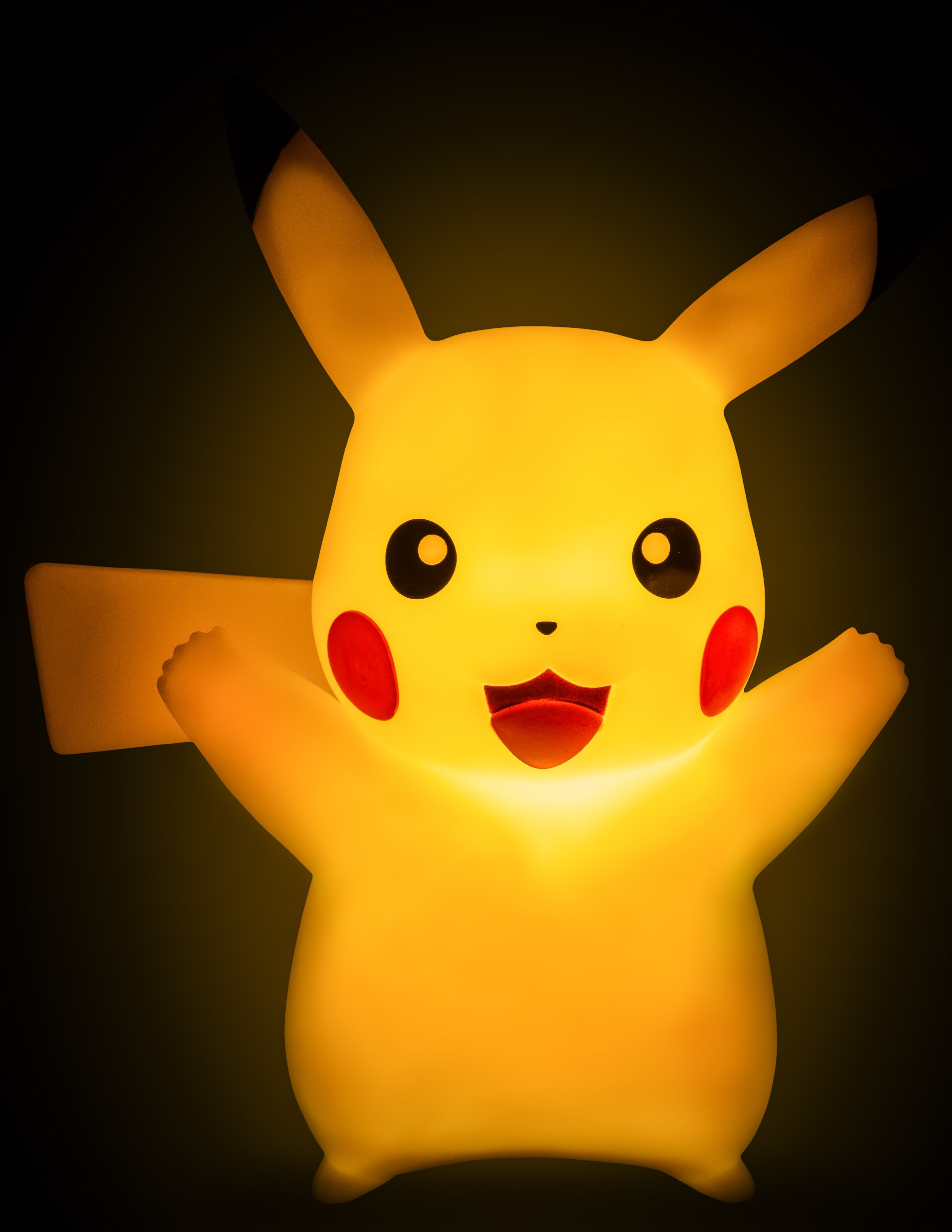 PIKACHU HAPPY light-up figure 10 in
